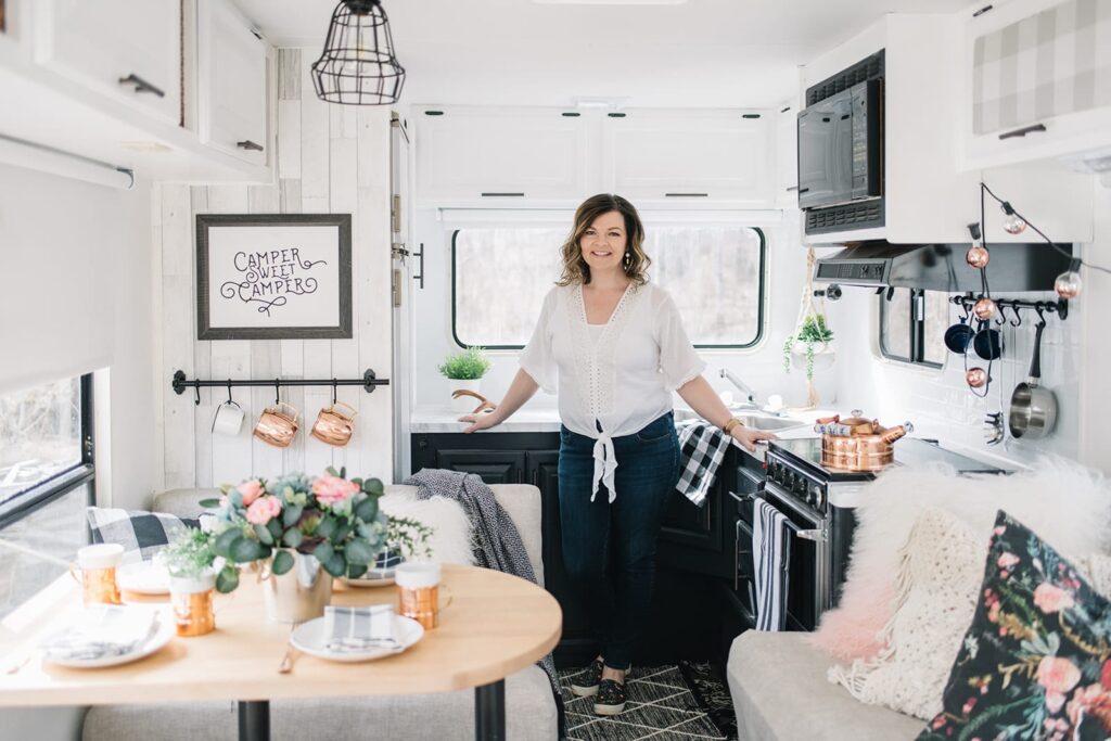 Accessories for camper vans that control the temperature